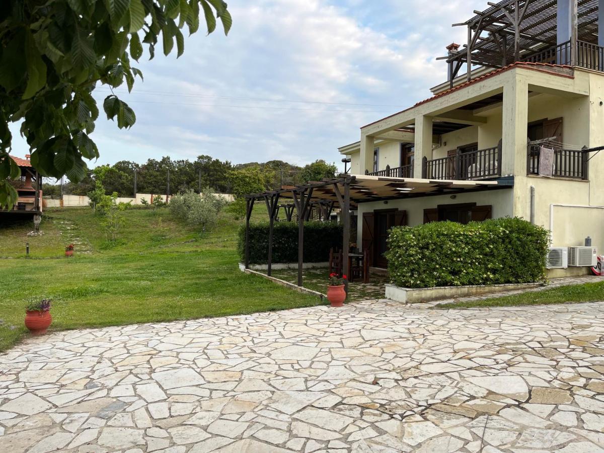 Guesthouse Kaliepia Ierissós Exterior foto
