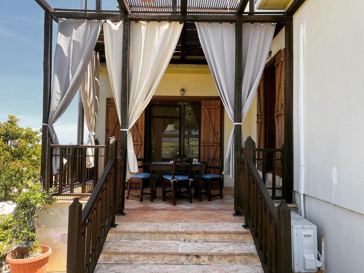 Guesthouse Kaliepia Ierissós Exterior foto